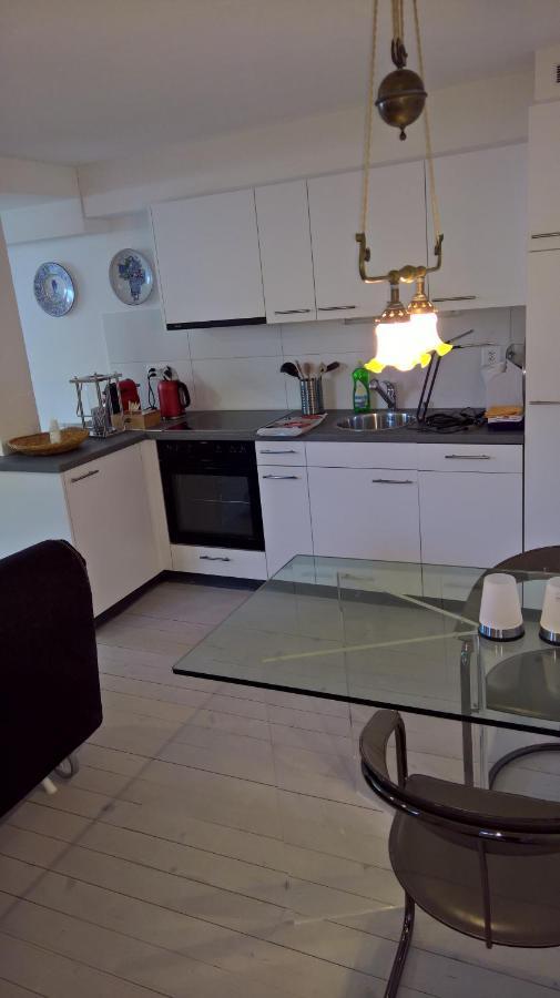Bed and Breakfast Swiss Borzoi House Vully-les-Lacs Esterno foto